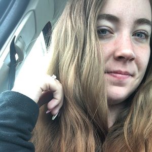 Meet your Posher, Jade